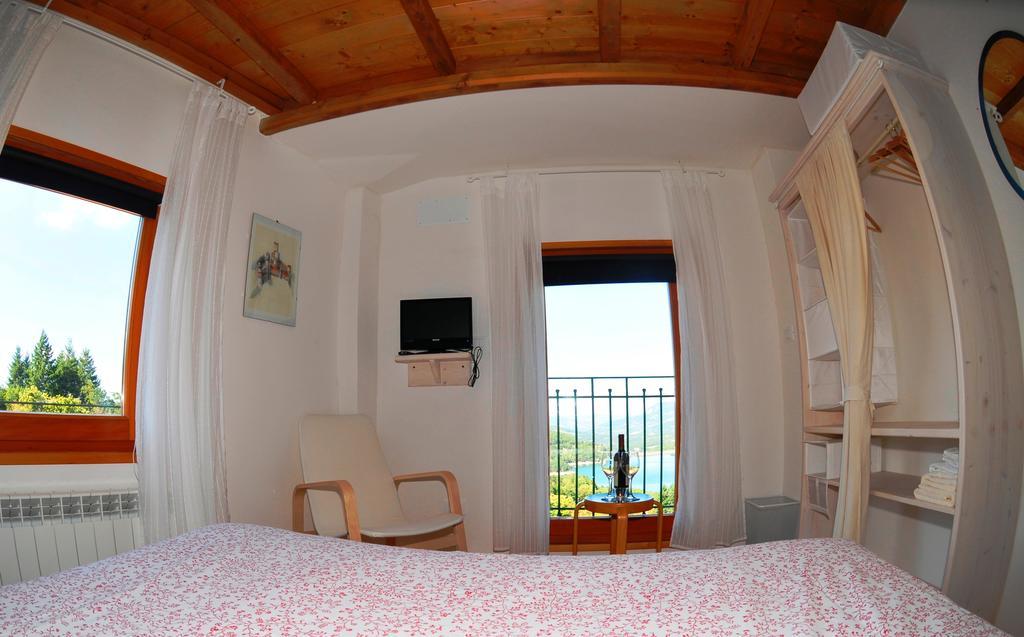 Castel di Casio B&B Borgo Massovrana المظهر الخارجي الصورة